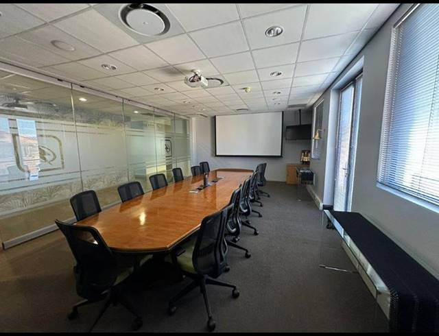 BUSINESS PROPERTY TO RENT IN CONSTANTIA KLOOF